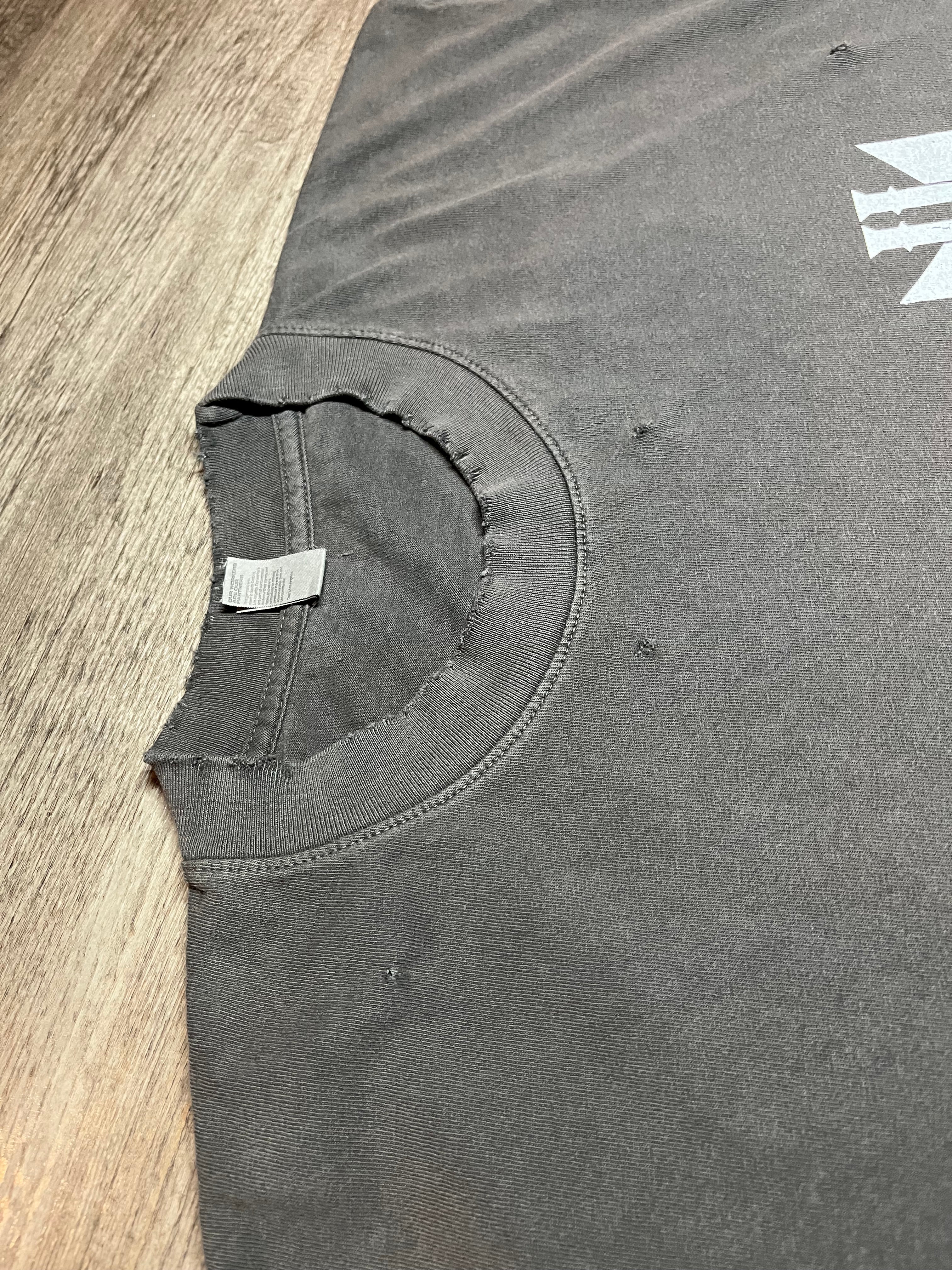 2MUCHH "RELENTLESS" VINTAGE TEE