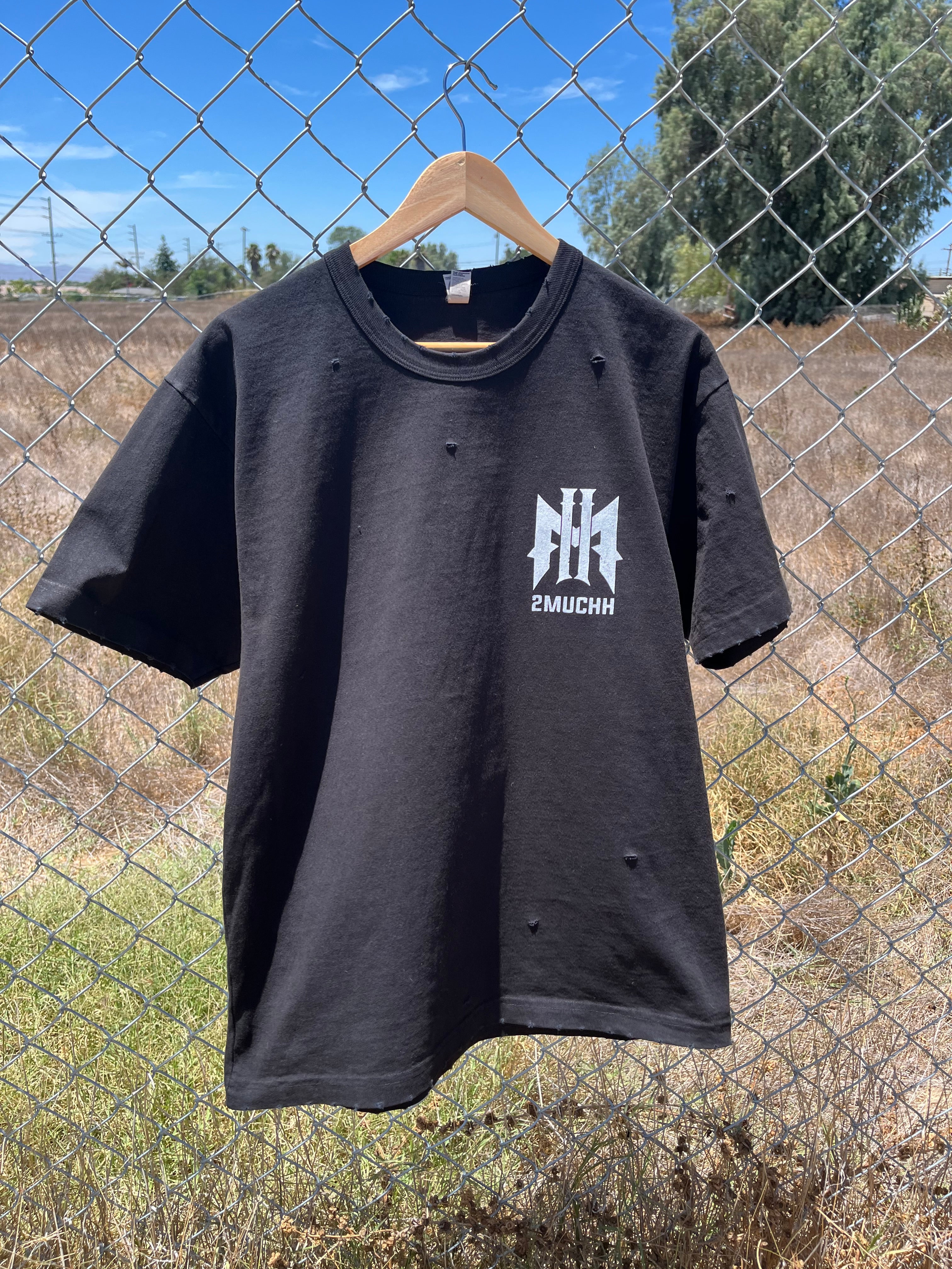 2MUCHH "RELENTLESS" BLACK TEE